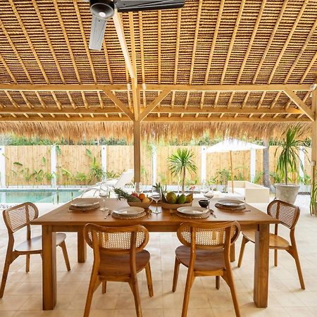 Villa Kelapa Kucing กิลิไอร์ ภายนอก รูปภาพ