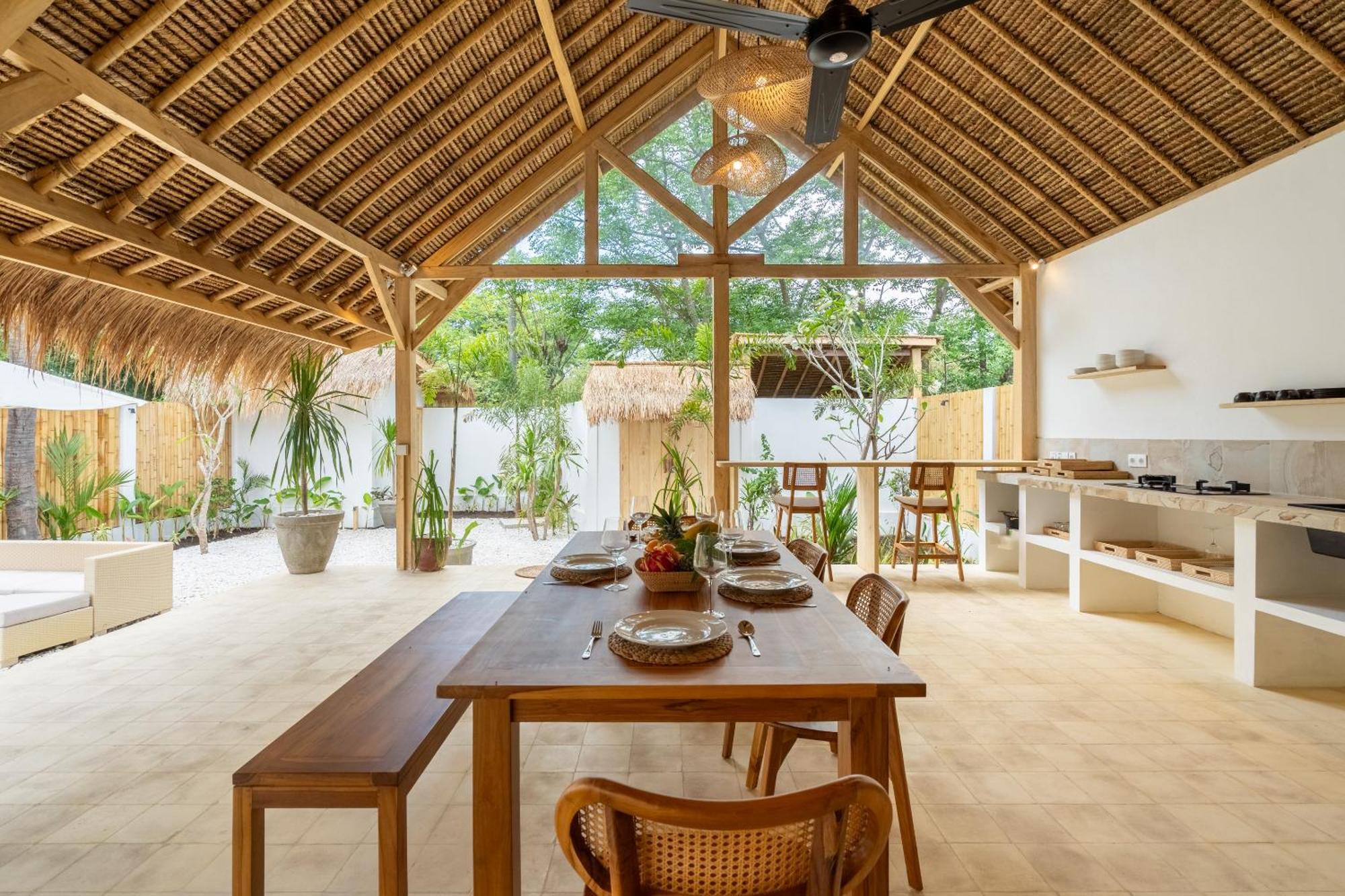 Villa Kelapa Kucing กิลิไอร์ ภายนอก รูปภาพ