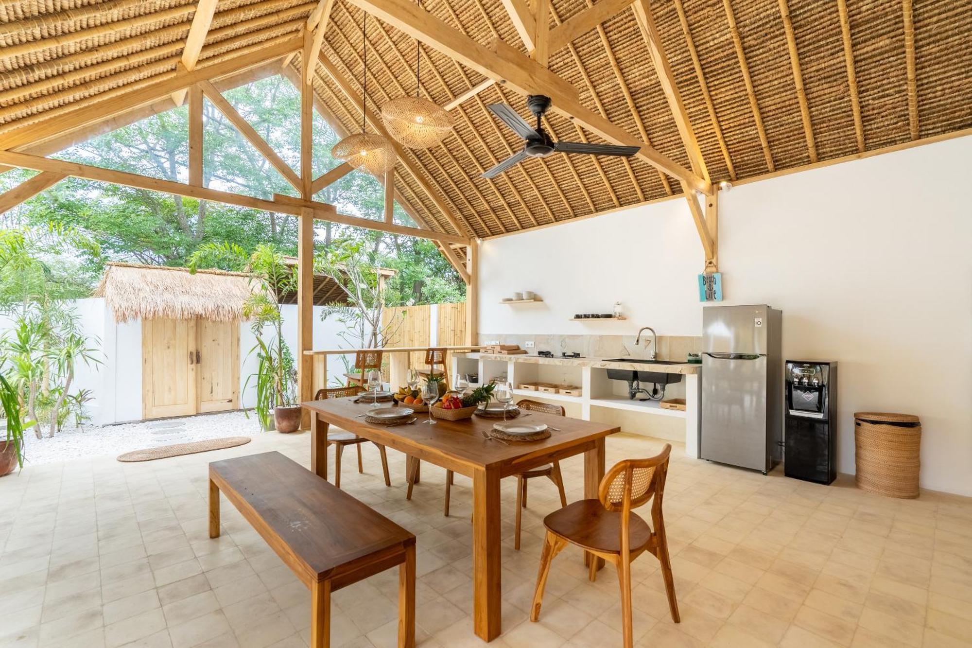 Villa Kelapa Kucing กิลิไอร์ ภายนอก รูปภาพ
