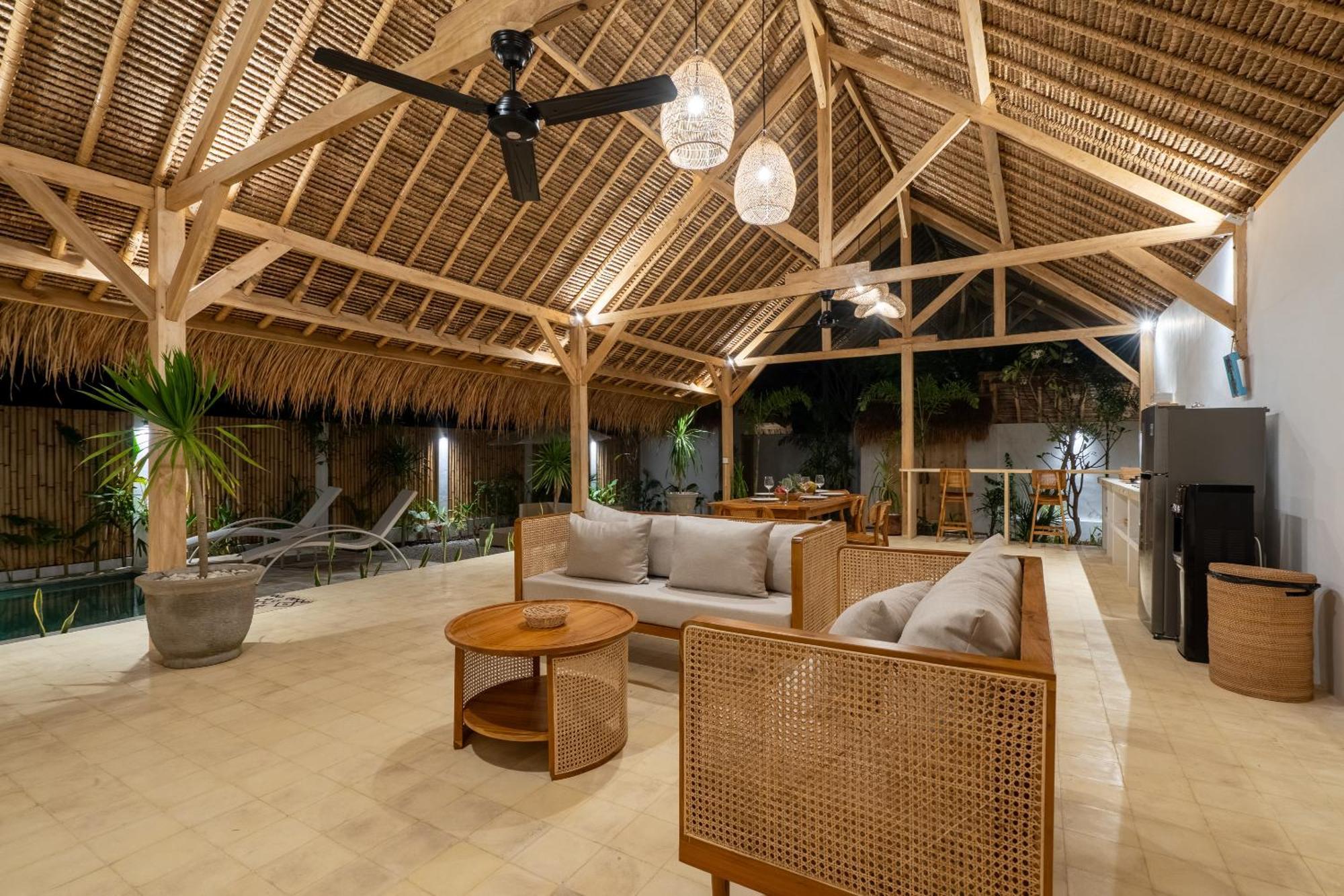 Villa Kelapa Kucing กิลิไอร์ ภายนอก รูปภาพ