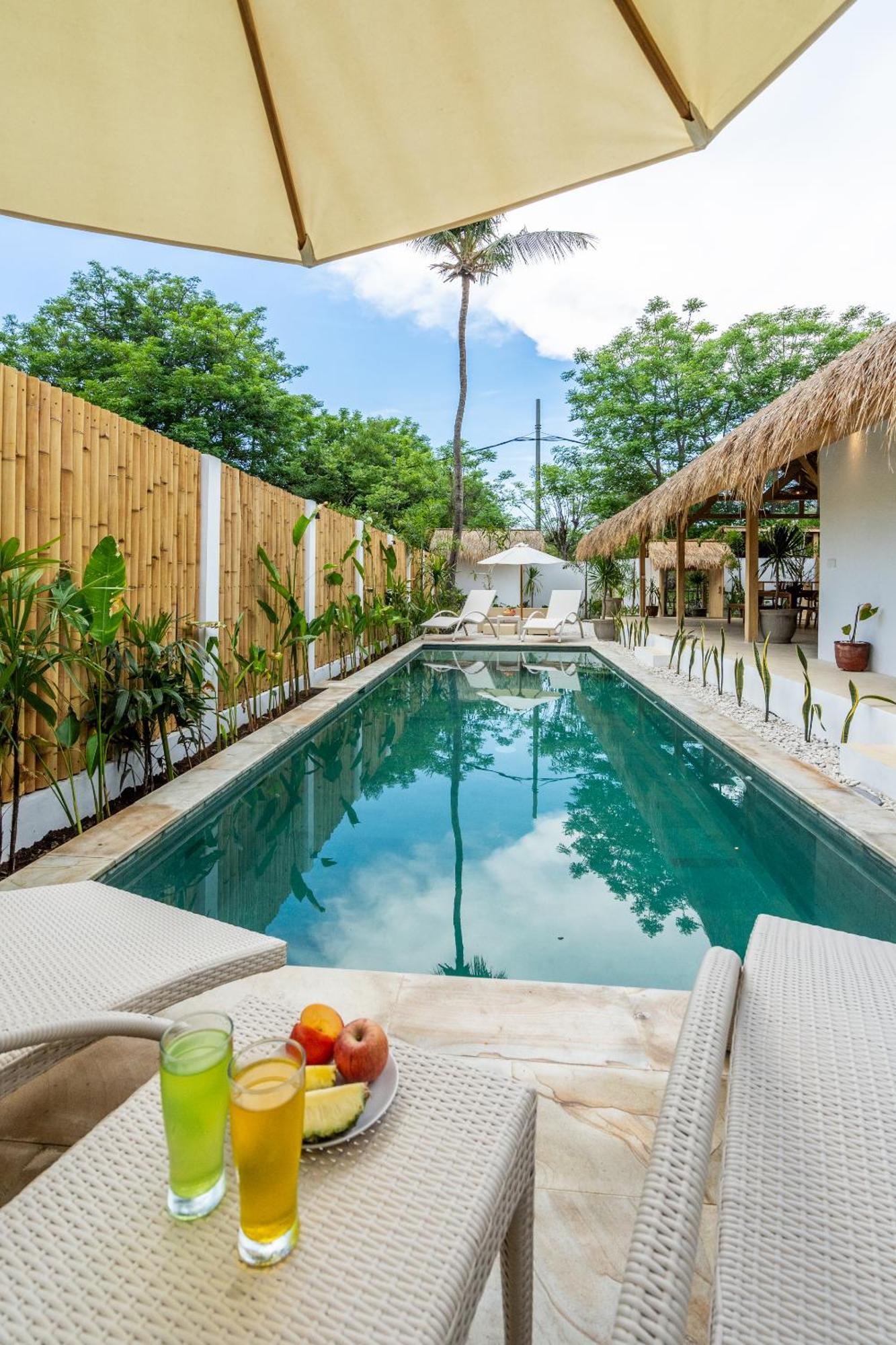 Villa Kelapa Kucing กิลิไอร์ ภายนอก รูปภาพ
