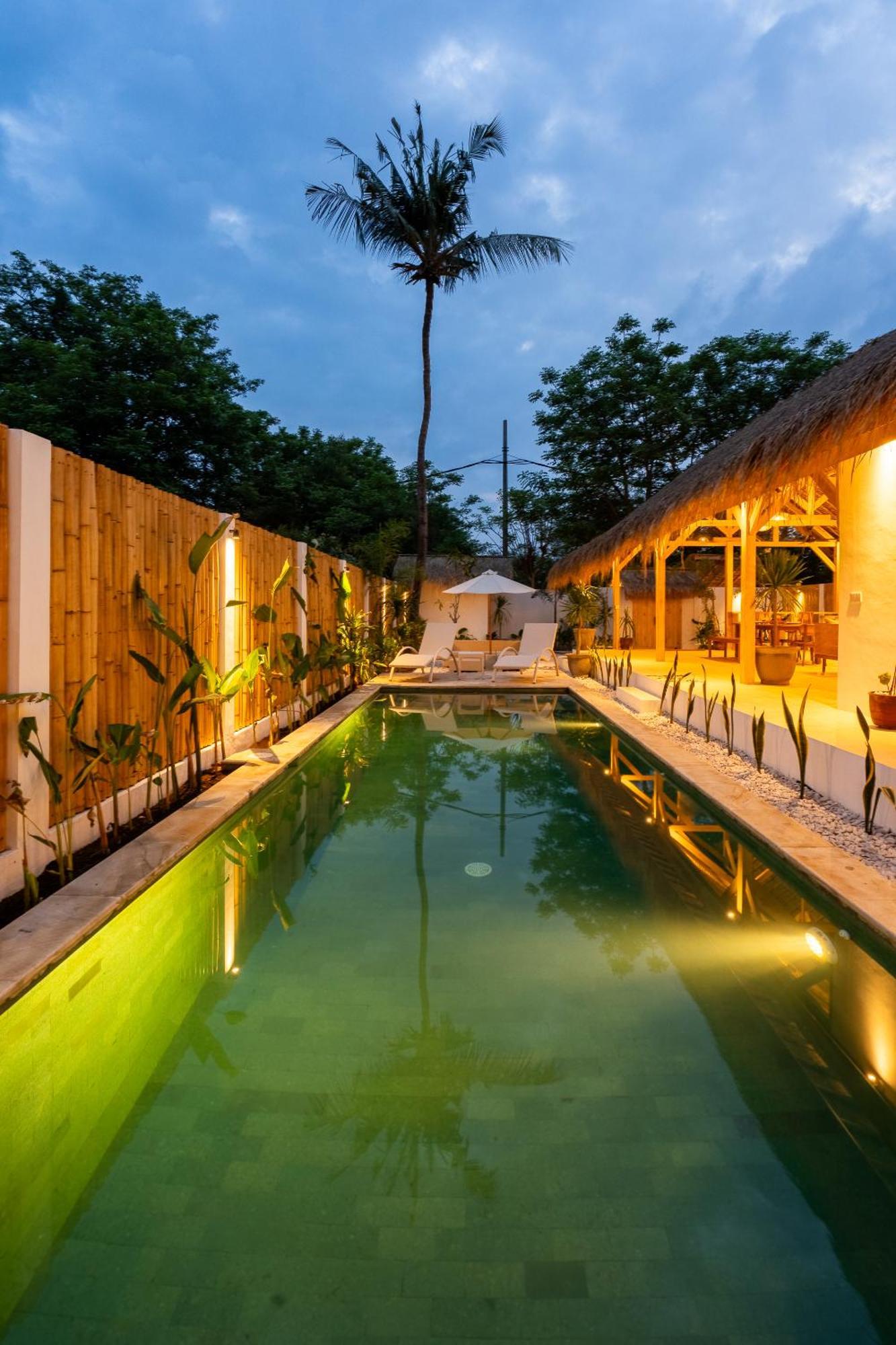 Villa Kelapa Kucing กิลิไอร์ ภายนอก รูปภาพ